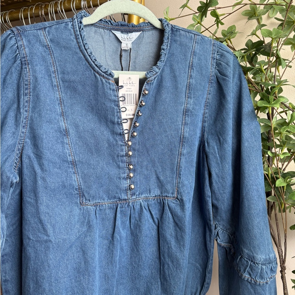 Nicole Miller boho Denim Blouse with Button Accents NWT - Picture 3 of 7